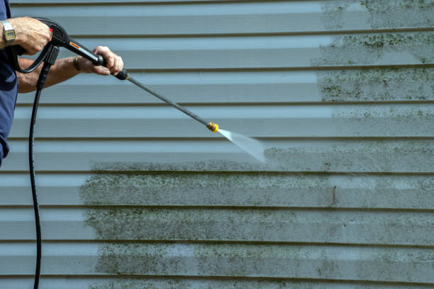 Best Driveway Pressure Washing  in Fulton, TX