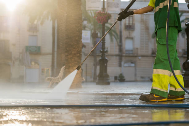 Best Sidewalk and Walkway Cleaning  in Fulton, TX